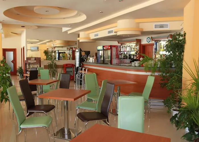 Хотел енерджи 2*